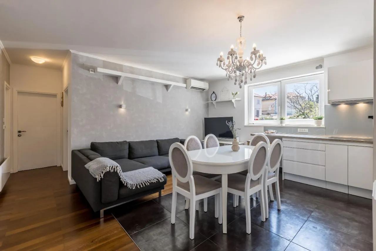 Central Park Apartment With Terrace Split 0*,  Kroatien