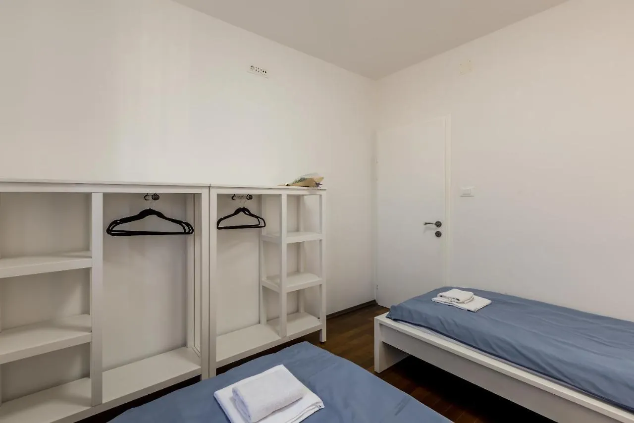 Central Park Apartment With Terrace 斯普利特
